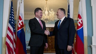 Lajčák sa v USA stretol s Pompeom, pozval ho do Bratislavy