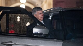 Diplomat prehovoril o Trumpovi a Ukrajine, vraj hrozil Zelenskému