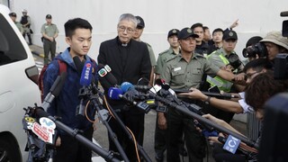 Prepustili muža, ktorého prípad vyvolal násilie v Hongkongu