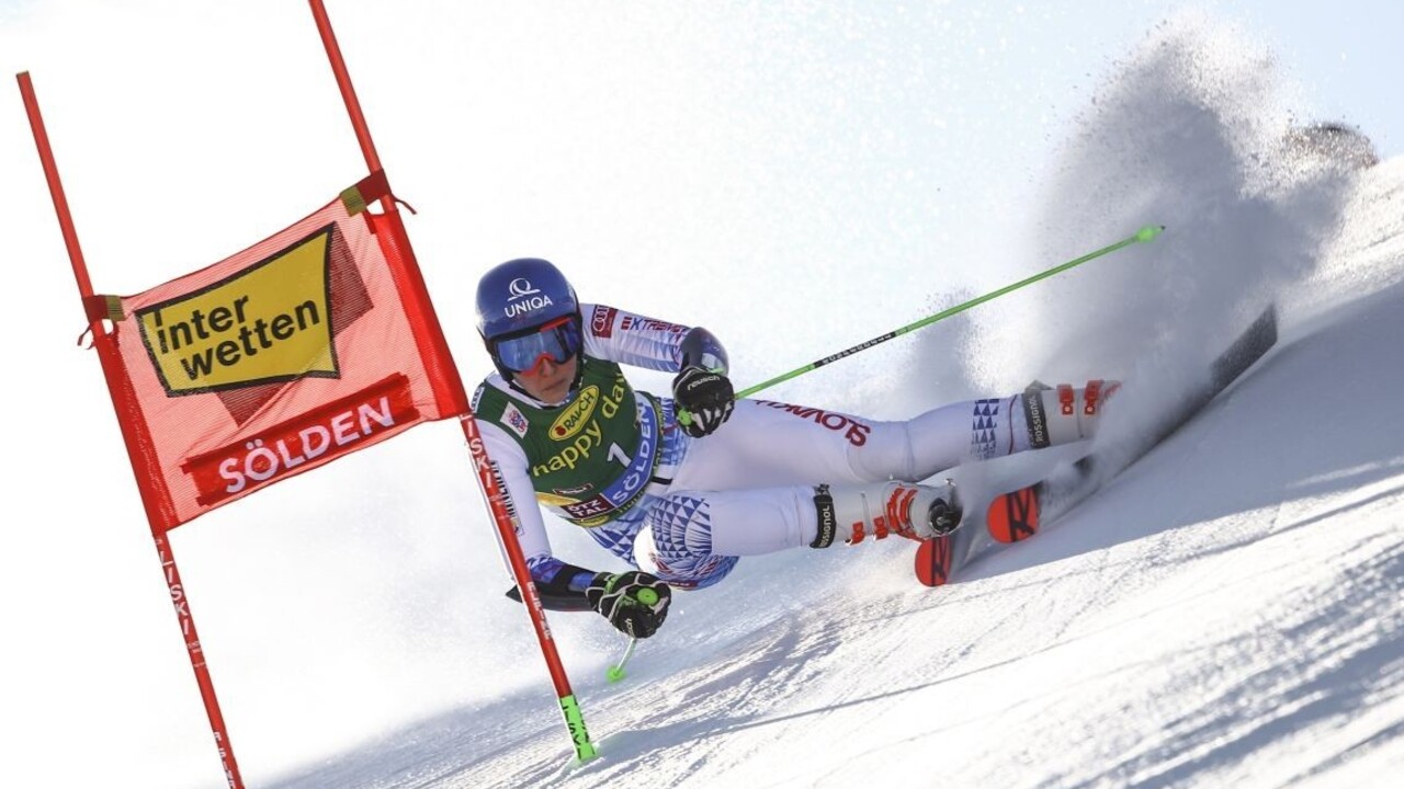 Vlhová skončila po prvom kole slalomu siedma, Shiffrinová vedie