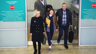 Rusi sa nevzdávajú, vyhlásila Butinová po návrate domov