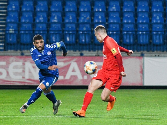 Senici neprial vlastný gól, na svojom štadióne podľahla Seredi