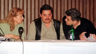 V kauze miliónových zmeniek má vypovedať Klaus-Volzová