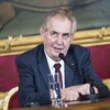 Zeman rozdal štátne vyznamenania, získali ich Jágr i exprezident SR