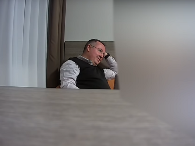 Pristihli českého kňaza, ktorý si chcel užiť s malým chlapcom