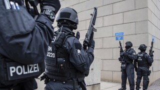 Spravodajca ČTK M. Weiser o boji nemeckej vlády proti extrémizmu