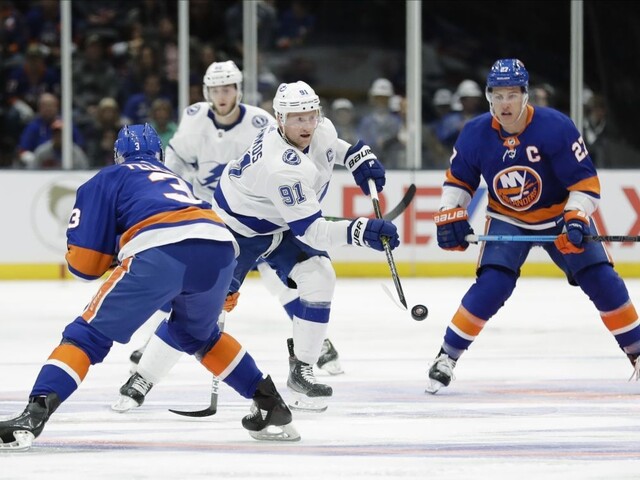NHL: Černák po absencii nebodoval, Islanders Tampu zdolali