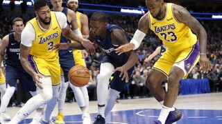 NBA: V Dallase uspeli Lakers, James a Dončič si pripísali triple-double