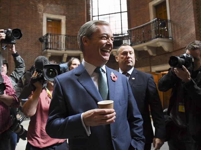 Farage kandidovať nebude, zmluvu s Bruselom považuje za škodlivú