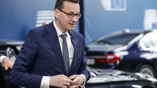 Poľsko má novú vládu, premiér oznámil zloženie kabinetu