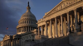 Impeachment naživo? Televízie pre vypočúvanie menia program