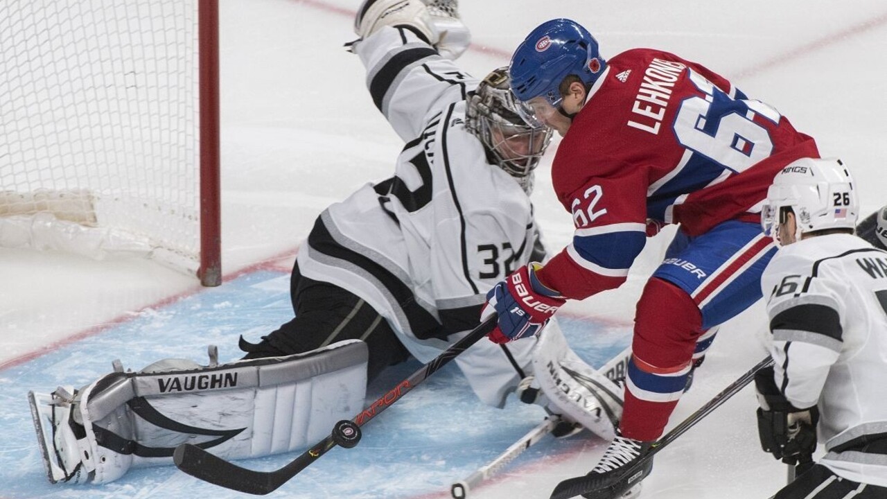 NHL: Tatar prispel k triumfu Montrealu. Ottawa proti Caroline s kuriozitou