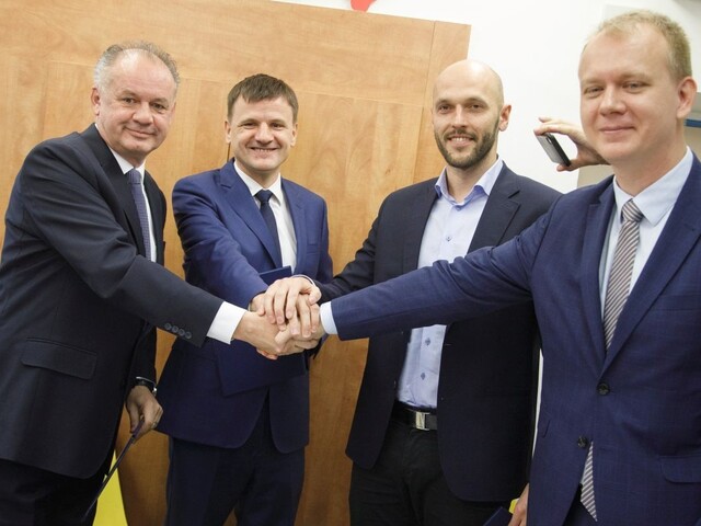 Napriek problémom to vyšlo. Kiska podpísal dohodu o neútočení