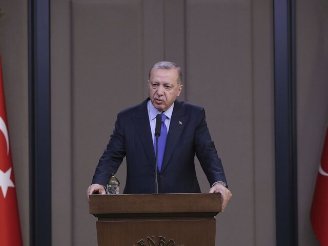 Môžeme prepustiť všetkých džihádistov, hrozí Erdogan Európe