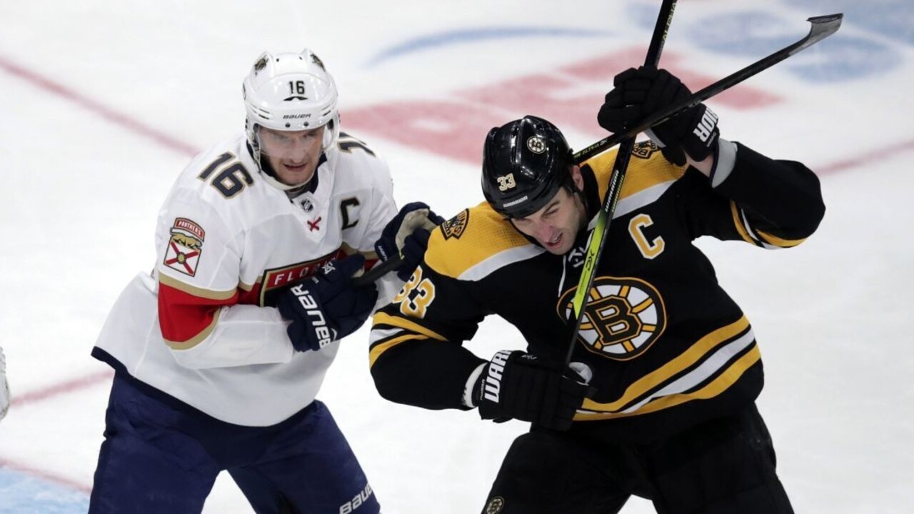 NHL: Tatar aj Chára skórovali, Boston premárnil štvorgólový náskok