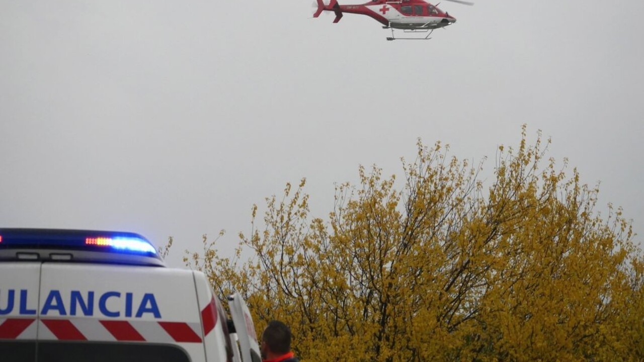 Cesta smrti je už prejazdná, následky nehody odstraňovali hodiny