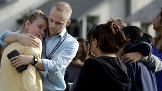 Opäť streľba na škole. Vyhasli dva životy, útočník si strelil do hlavy