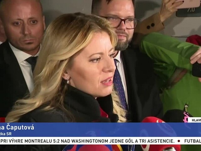 Z. Čaputová symbolicky zapálila sviečku na Námestí Nežnej revolúcie