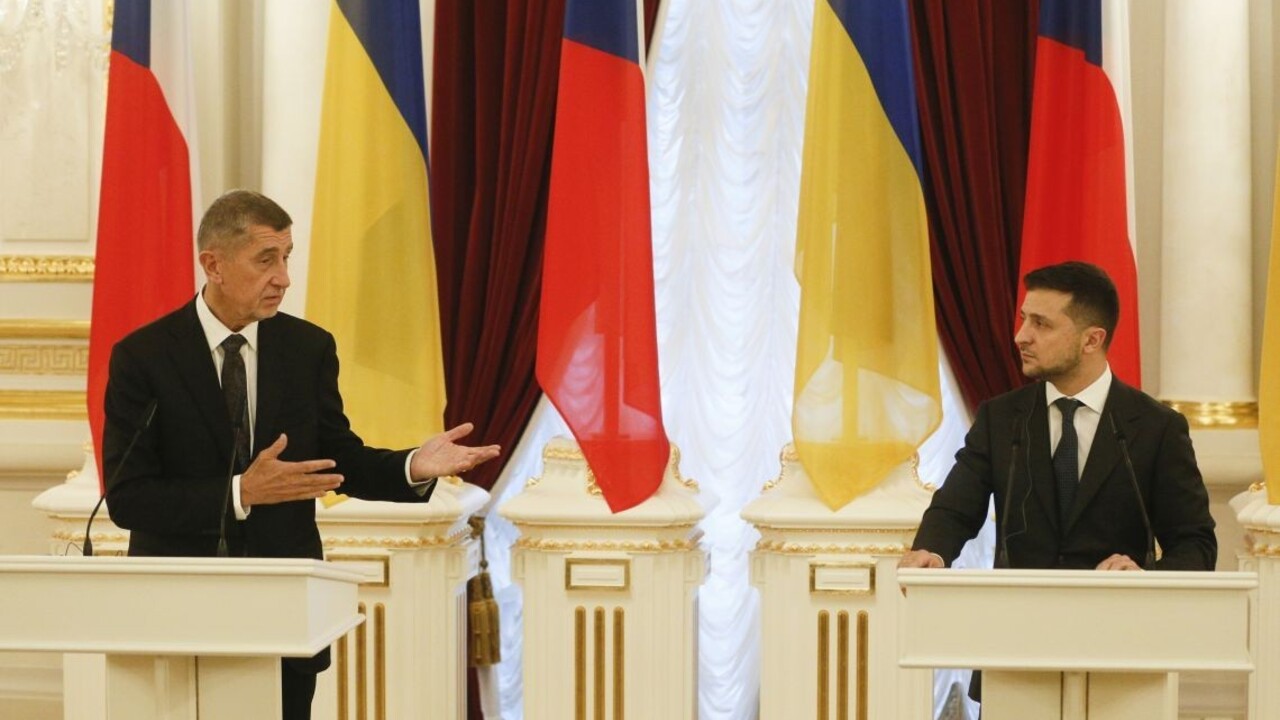 Český premiér sa stretol so Zelenským, odsúdil anexiu Krymu