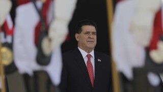 Na exprezidenta Cartesa vydali zatykač pre kauzu Umývačka