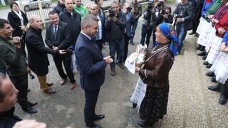 Vláda zasadla na Gemeri. Milión eur vyčlenila na futbalovú arénu