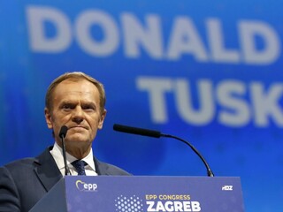 Tusk obsadí novú stoličku, zvolili ho za lídra európskych ľudovcov