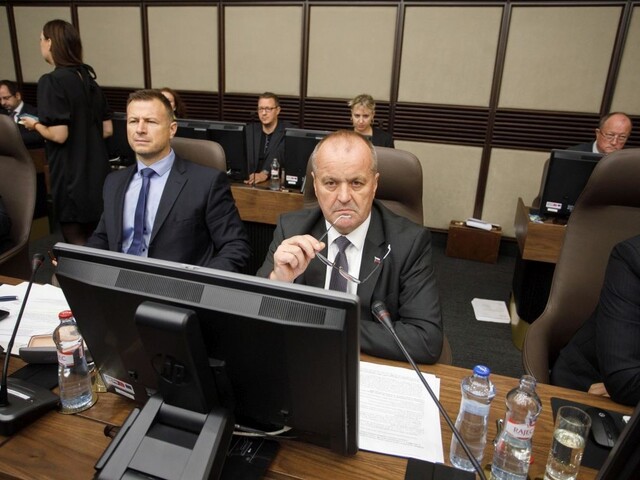 Zvolali Bezpečnostnú radu, Gajdoš sa zastal šéfa vojenských tajných