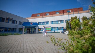 Vysvetlite milióny pre ziskové nemocnice, vyzvala SaS Kalavskú