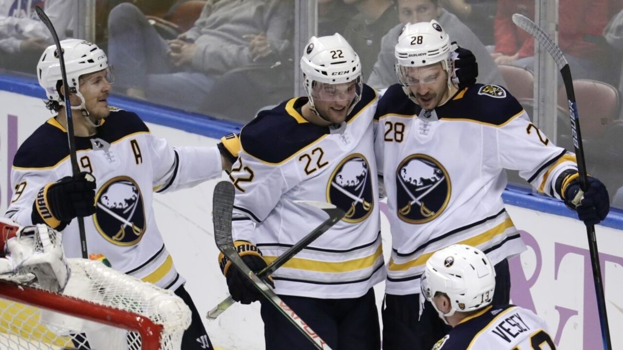 NHL: Hosťom sa na ľade darilo, Buffalo prerušilo sériu prehier