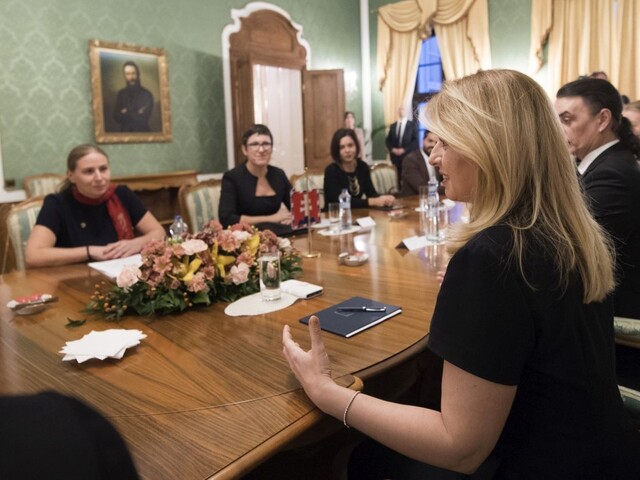 O násilí na ženách je potrebné diskutovať, zdôrazňuje prezidentka