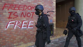 Trump podpísal zákon o Hongkongu, Čína hrozí tvrdou reakciou