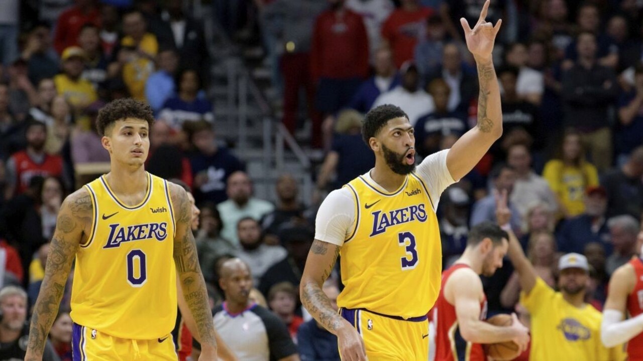NBA: Davis a LeBron zariadili výhru Lakers, darilo sa aj majstrom