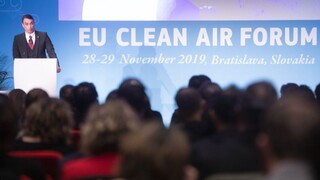 Vzduch u nás zabíja viac ako nehody, varovala Čaputová cez poradcu