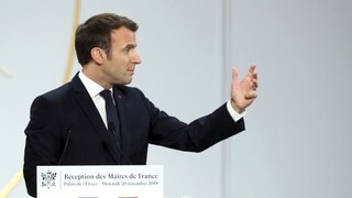 Financujete terorizmus, ohradila sa Ankara voči kritike Macrona