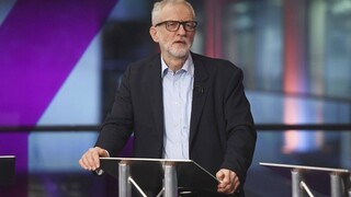 Debata medzi Johnsonom a Corbynom nebola, šéf labouristov ju zrušil