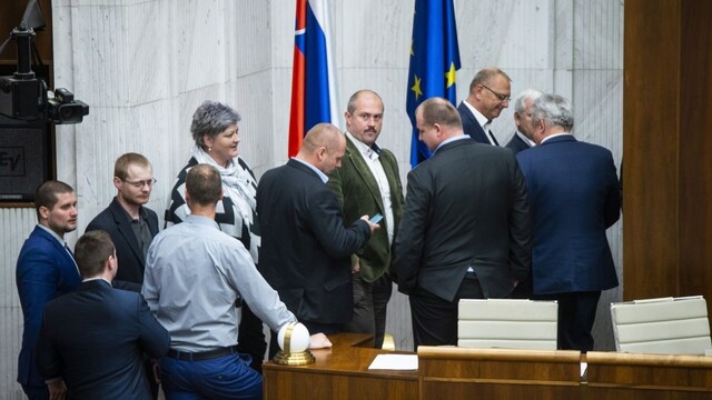 Národná koalícia po krátkom čase odstúpila od spolupráce s ĽSNS