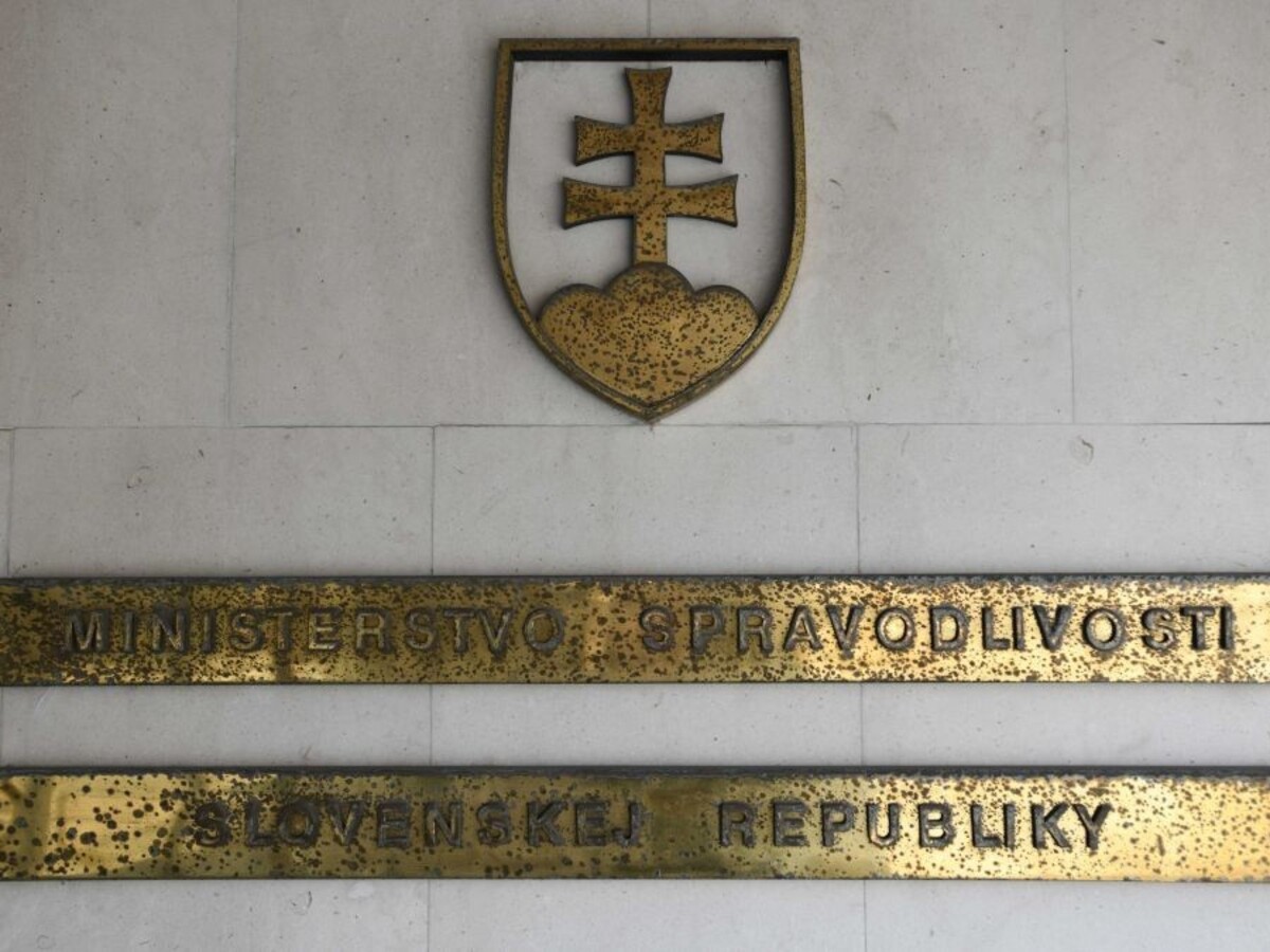 Rezort spravodlivosti čaká počas sviatkov veľké sťahovanie