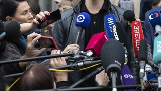 Trestajme médiá za škandalizáciu justície, navrhli v Rusku