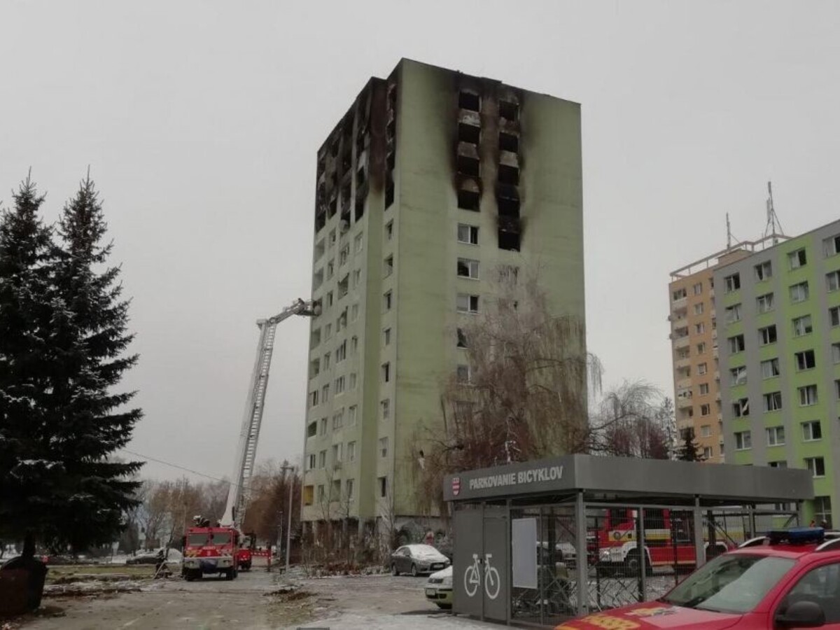 Bytový dom je odsúdený na zánik, objavilo sa video výbuchu