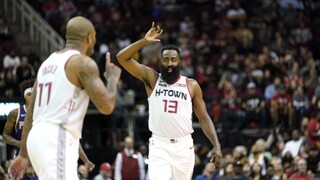 NBA: Houston triumfoval nad Phoenixom, opäť pomohol Harden