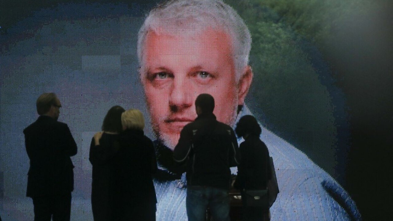 V prípade vraždy novinára nastal posun, zadržali podozrivých