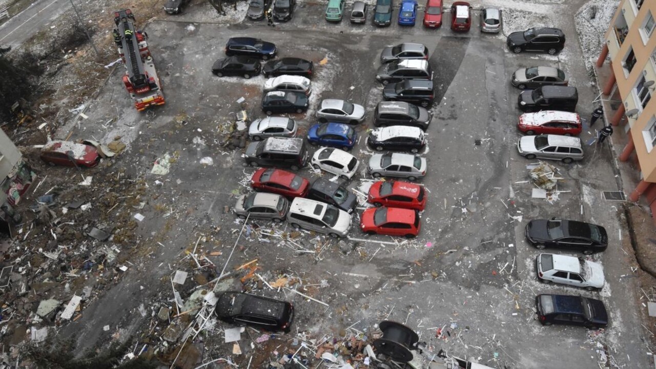 Majiteľom áut, ktoré zasiahol výbuch, poskytnú STK zadarmo