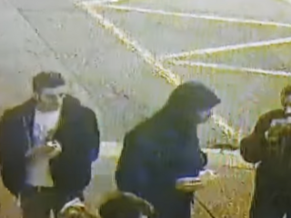 Mužov, ktorí mali zabíjať v Bratislave, vydajú na Slovensko