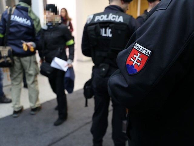 NAKA zasahovala na viacerých krajoch, ide o tunel Višňové