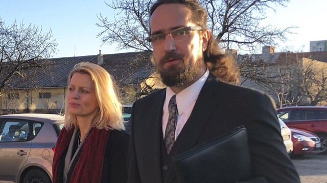 Vinný, rozhodol súd o šéfredaktorovi Zeme a Veku Rostasovi