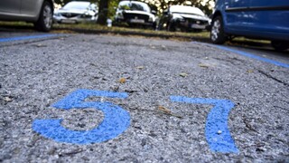 Prokuratúra trvá na tom, že parkovací systém v Petržalke je nezákonný. Starosta je dlhodobo opačného názoru