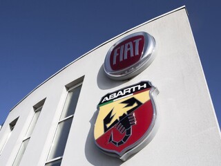 Vzniká jedna z najväčších automobiliek, podpísali dohodu