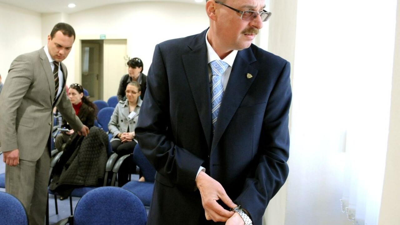 Padni komu padni, patrí za mreže. Politici reagujú na Trnku