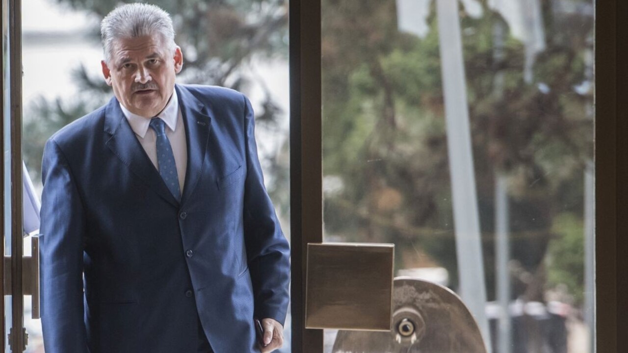 Letáky ako kampaň? Je to v súlade so zákonom, nesúhlasí Richter