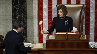 Obžalovaný, rozhodli o Trumpovi v USA. Prešli oba články